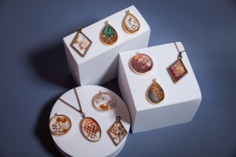 Naszyjnik „Mgła Świtu” – Kolekcja Złoty Szept